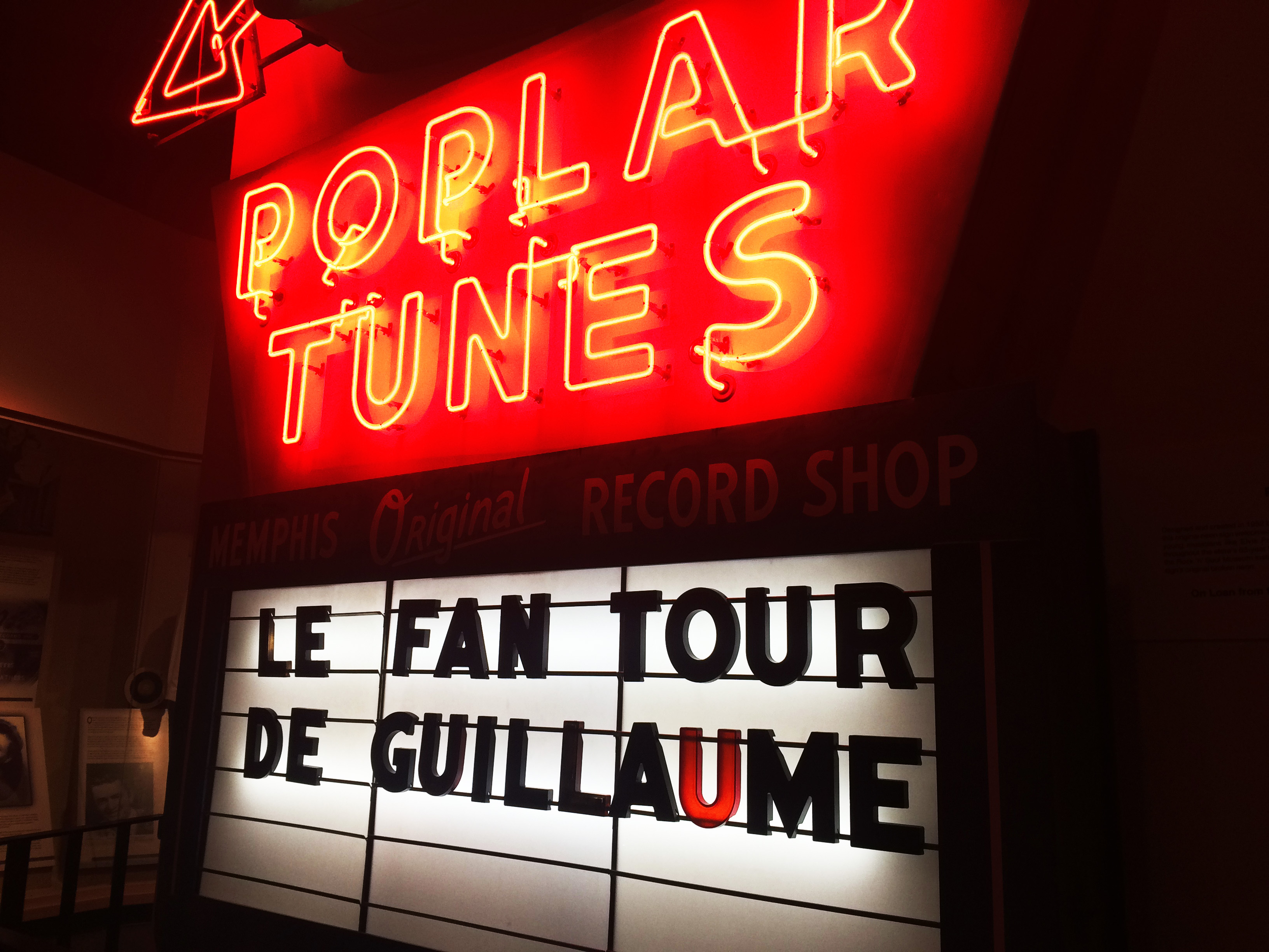 Le Fan tour de Guillaume: Dans la peau d’Elvis